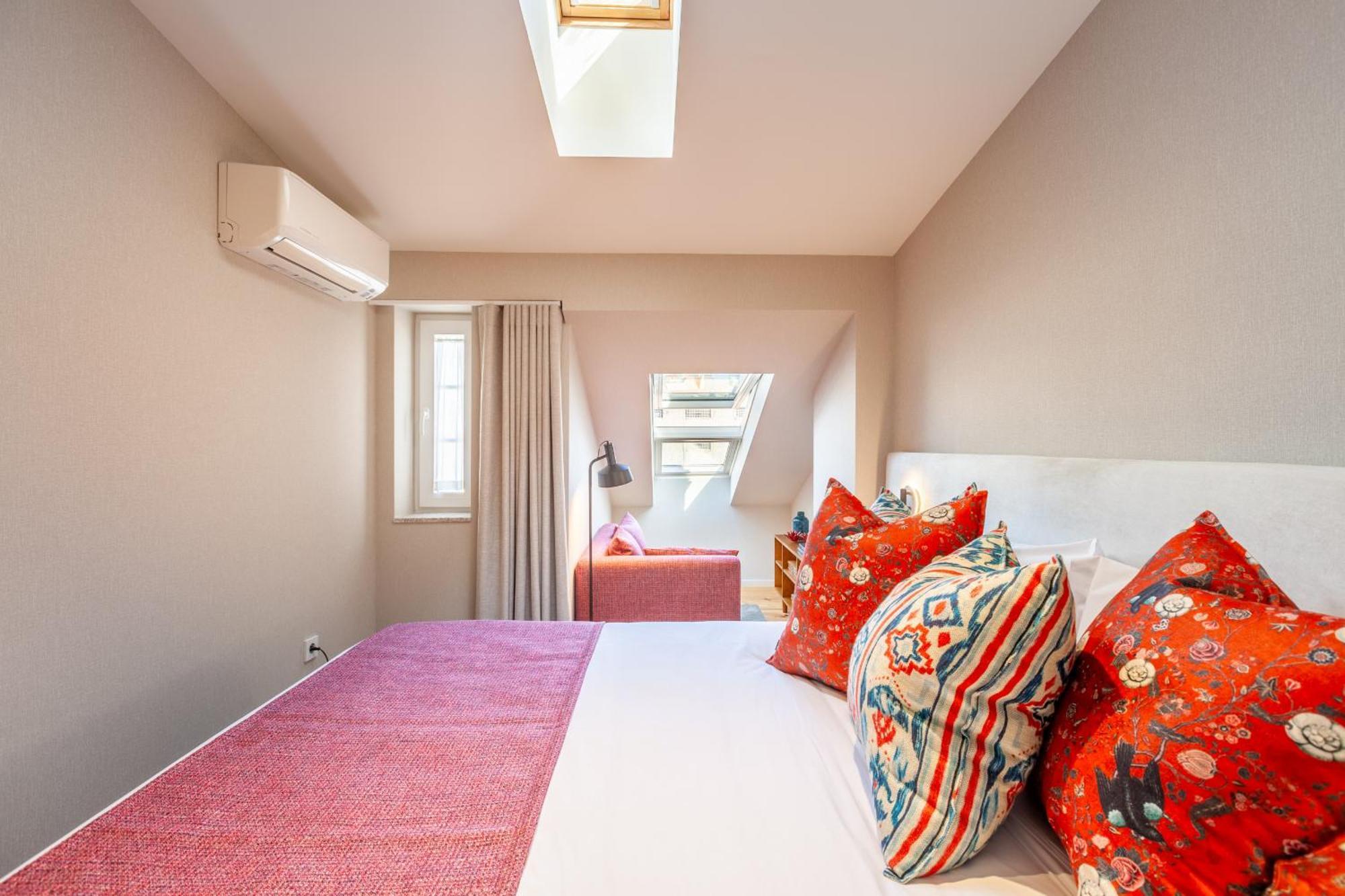 Savvy Signature Apartments Porto Exterior photo